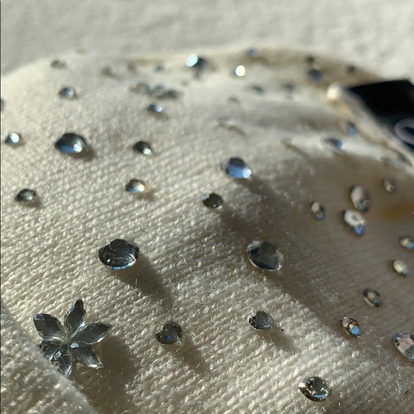 Cream or off white Studded Beanie - Picture 6 of 6